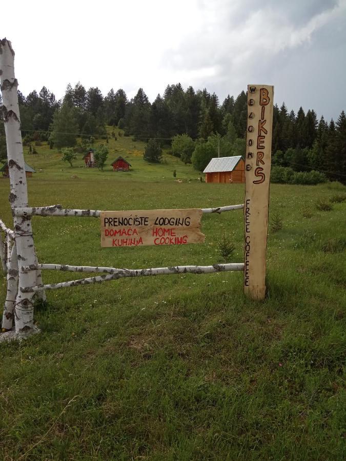 Bungalovi Mijakovici Pljevlja Exteriör bild